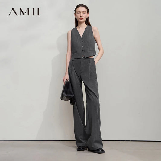 AMII Commuter Style Striped Vest Suit