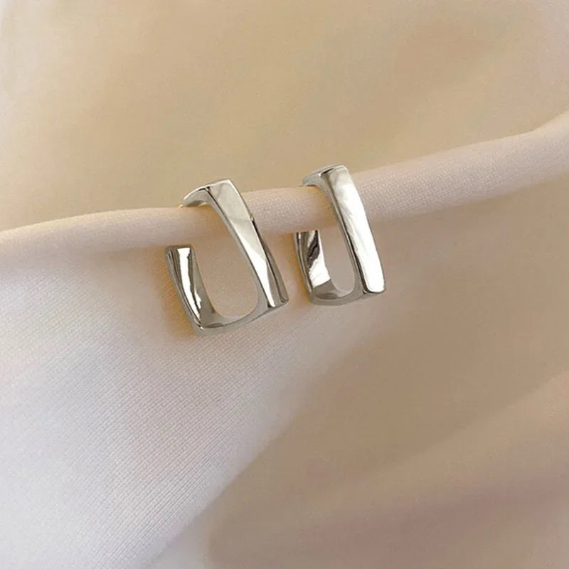 Simple Metal Geometric Stud Earrings for Women Gold Color Fashion Punk Round Dangle Female Piercing Jewelry Wedding Party Gifts