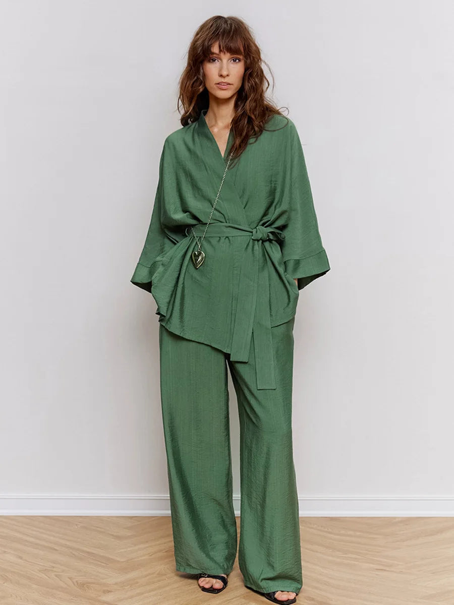 Mozuleva Long Sleeved Pajama Set