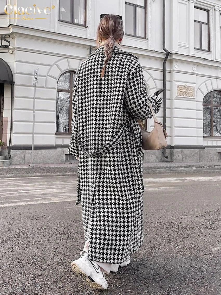 Modern Muse Loose Houndstooth Coat